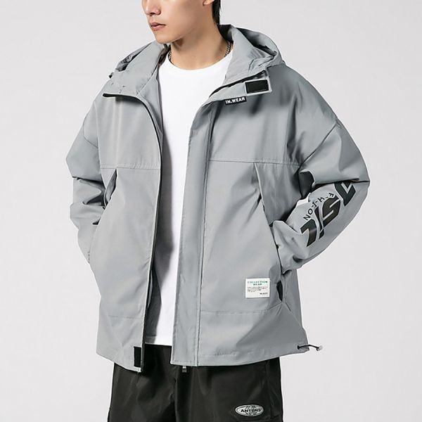 雷返防風連帽外套 - 3配色（限時特賣 - 5折） 幕峰MuFeng,男裝特賣,5折優惠,快閃活動,限時出清,網路購物,男裝品牌,超值優惠,時尚穿搭,2025特賣