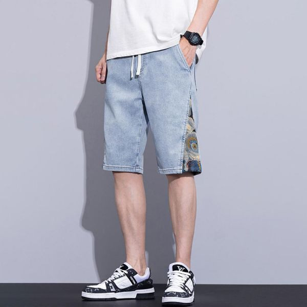 熊樂拼布刺繡牛仔五分短褲 - 3配色（限時特賣 - 5折） 幕峰MuFeng,男裝特賣,5折優惠,快閃活動,限時出清,網路購物,男裝品牌,超值優惠,時尚穿搭,2025特賣