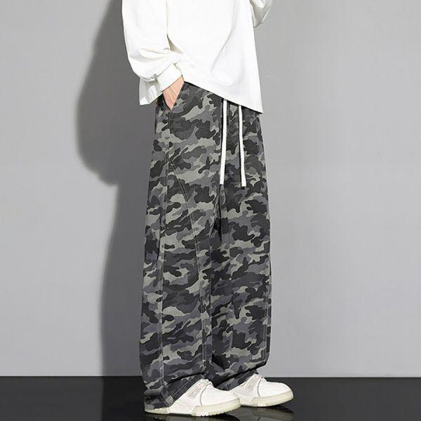 荒野迷彩工裝休閒直筒長褲 - 1配色（限時特賣 - 5折） 幕峰MuFeng,男裝特賣,5折優惠,快閃活動,限時出清,網路購物,男裝品牌,超值優惠,時尚穿搭,2026特賣