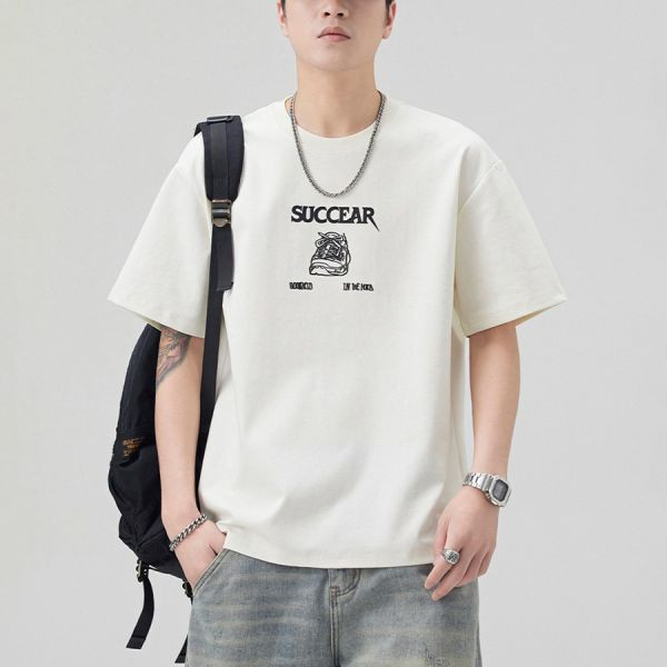 魂動重磅潮流立體印花短袖 - 2配色（限時特賣 - 5折） 幕峰MuFeng,男裝特賣,5折優惠,快閃活動,限時出清,網路購物,男裝品牌,超值優惠,時尚穿搭,2025特賣