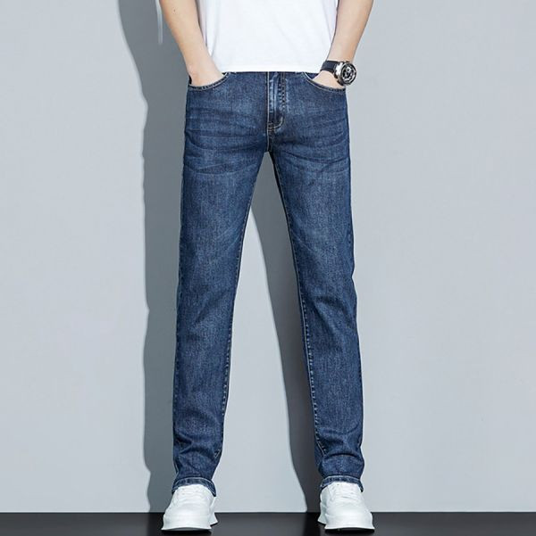 霧靛彈力休閒小直筒牛仔長褲 - 2配色（限時特賣 - 5折） 幕峰MuFeng,男裝特賣,5折優惠,快閃活動,限時出清,網路購物,男裝品牌,超值優惠,時尚穿搭,2025特賣