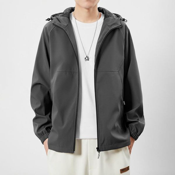 輕奢防風連帽外套 - 2配色（限時特賣 - 5折） 幕峰MuFeng,男裝特賣,5折優惠,快閃活動,限時出清,網路購物,男裝品牌,超值優惠,時尚穿搭,2025特賣