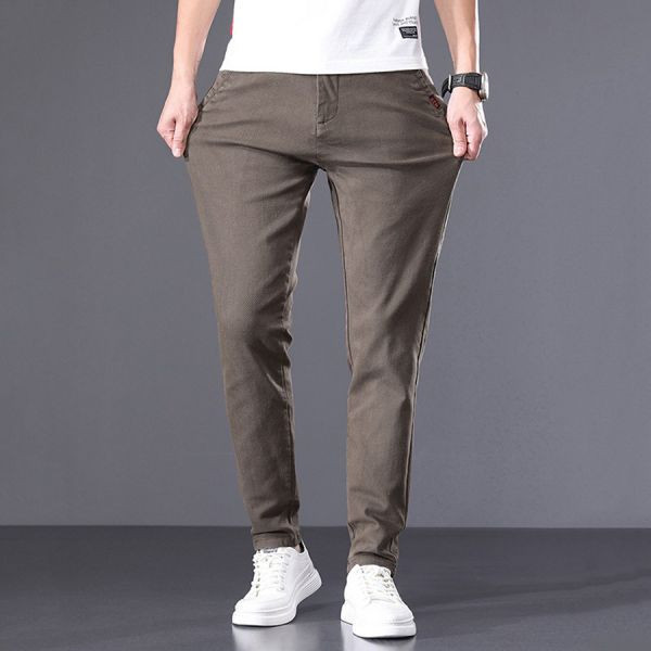 達品彈力休閒小直筒長褲 - 3配色（限時特賣 - 5折） 幕峰MuFeng,男裝特賣,5折優惠,快閃活動,限時出清,網路購物,男裝品牌,超值優惠,時尚穿搭,2025特賣