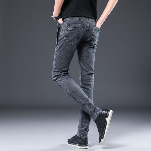 鉚釘彈力修身牛仔長褲 - 1配色（限時特賣 - 5折） 幕峰MuFeng,男裝特賣,5折優惠,快閃活動,限時出清,網路購物,男裝品牌,超值優惠,時尚穿搭,2025特賣