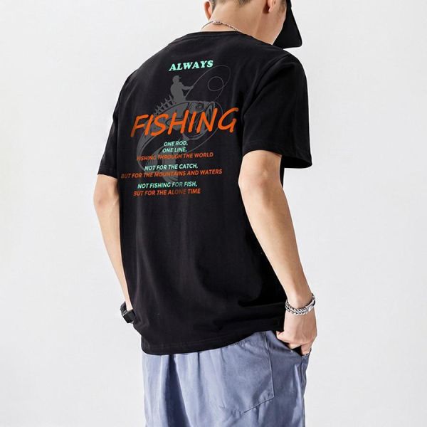 釣韜潮流印花短袖 - 2配色 幕峰MuFeng,釣魚印花短袖,圓領短袖,印花T恤,休閒短袖,寬鬆T恤,夏季穿搭,百搭上衣,戶外風格,男士短袖