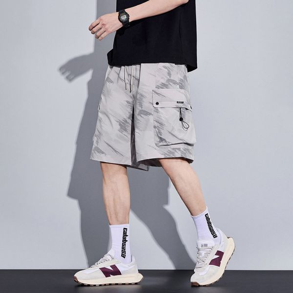 冰界潮流工裝短褲 - 1配色（限時特賣 - 5折） 幕峰MuFeng,男裝特賣,5折優惠,快閃活動,限時出清,網路購物,男裝品牌,超值優惠,時尚穿搭,2025特賣