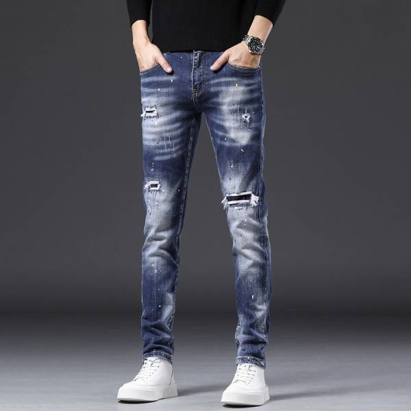 潮戰修身補丁牛仔長褲 - 1配色（限時特賣 - 5折） 幕峰MuFeng,男裝特賣,5折優惠,快閃活動,限時出清,網路購物,男裝品牌,超值優惠,時尚穿搭,2025特賣