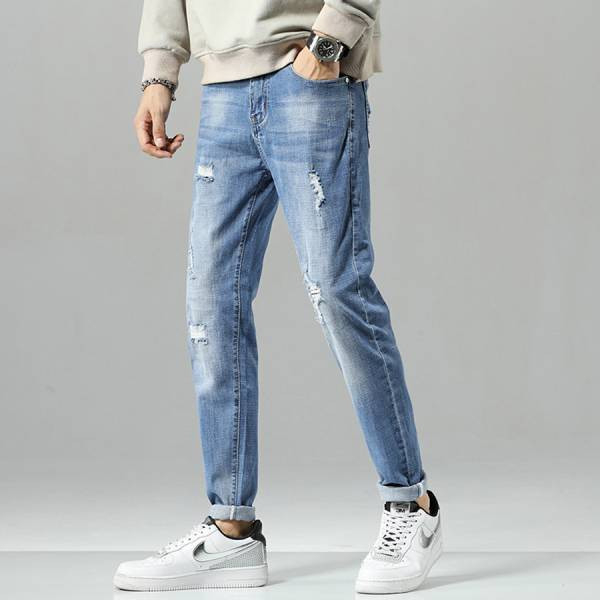 藍空彈力修身牛仔長褲 - 1配色（限時特賣 - 5折） 幕峰MuFeng,男裝特賣,5折優惠,快閃活動,限時出清,網路購物,男裝品牌,超值優惠,時尚穿搭,2025特賣