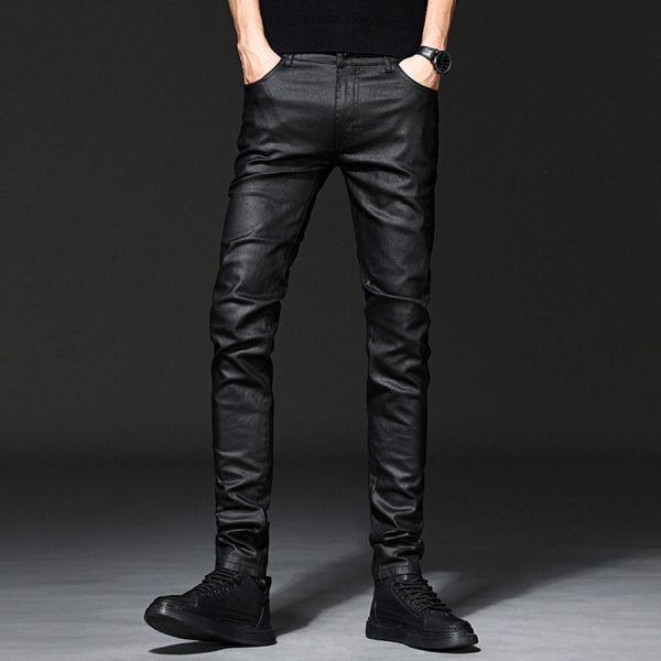 曜痕彈力修身亮面牛仔長褲 - 1配色（限時特賣 - 5折） 幕峰MuFeng,男裝特賣,5折優惠,快閃活動,限時出清,網路購物,男裝品牌,超值優惠,時尚穿搭,2026特賣