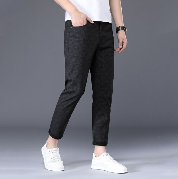 格畫彈力修身休閒九分長褲 - 4配色（限時特賣 - 5折） 幕峰MuFeng,男裝特賣,5折優惠,快閃活動,限時出清,網路購物,男裝品牌,超值優惠,時尚穿搭,2025特賣