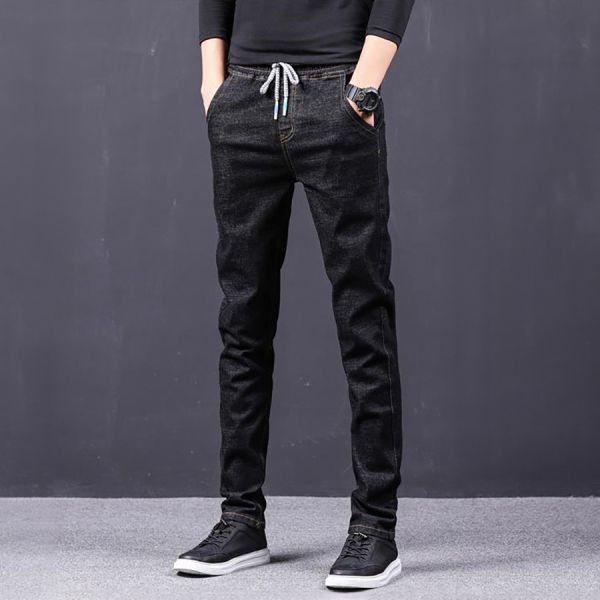 崎逐彈力修身牛仔長褲 - 1配色（限時特賣 - 5折） 幕峰MuFeng,男裝特賣,5折優惠,快閃活動,限時出清,網路購物,男裝品牌,超值優惠,時尚穿搭,2025特賣