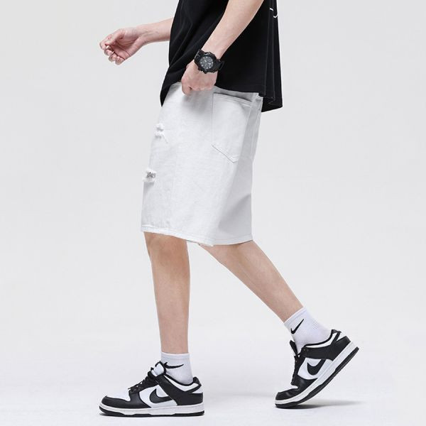 高街破洞牛仔五分短褲 - 2配色（限時特賣 - 5折） 幕峰MuFeng,男裝特賣,5折優惠,快閃活動,限時出清,網路購物,男裝品牌,超值優惠,時尚穿搭,2025特賣