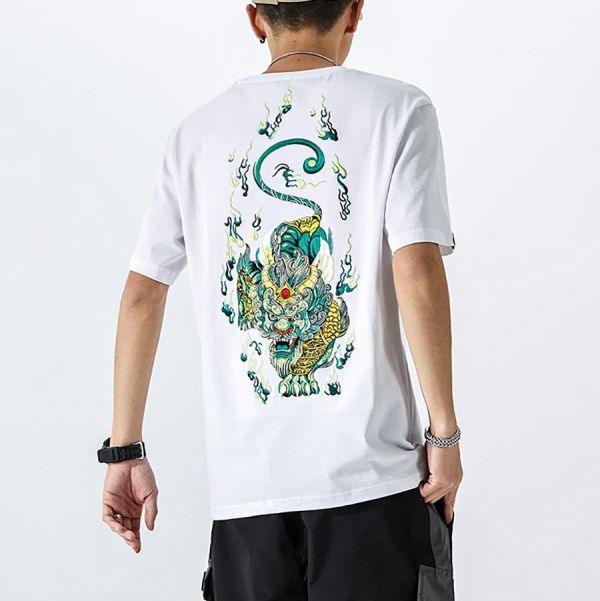 蓮貅重工刺繡圓領短袖 - 2配色 幕峰MuFeng,貔貅刺繡短袖,刺繡T恤男,圓領短袖,重工刺繡,質感上衣,休閒短袖,夏季男裝,百搭T恤,男士短袖
