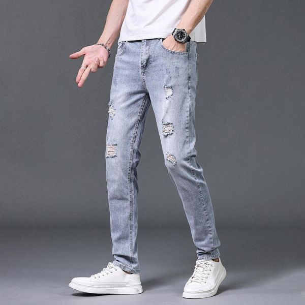 清岑破洞彈力修身牛仔長褲 - 1配色 幕峰MuFeng,淺色牛仔褲,彈力牛仔褲,修身小腳褲,夏季牛仔褲,薄款牛仔褲,男士長褲,潮流穿搭,休閒牛仔,百搭長褲