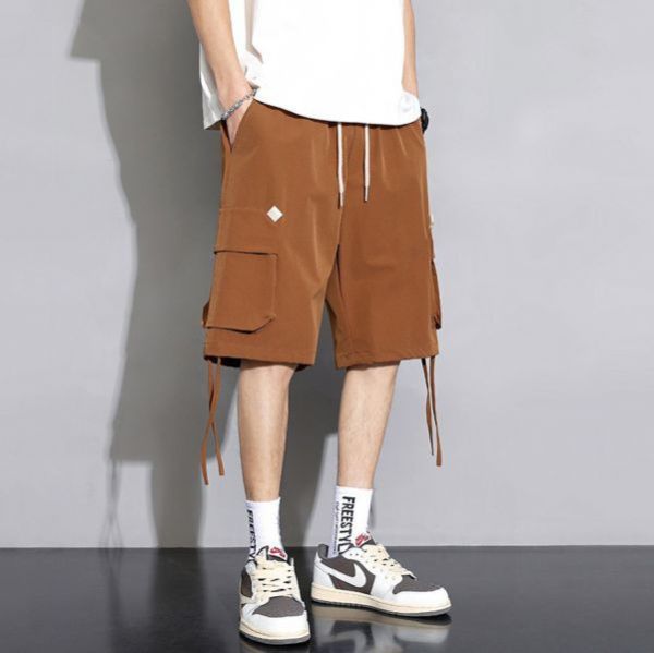 菱格工裝休閒短褲 - 2配色（限時特賣 - 5折） 幕峰MuFeng,男裝特賣,5折優惠,快閃活動,限時出清,網路購物,男裝品牌,超值優惠,時尚穿搭,2025特賣