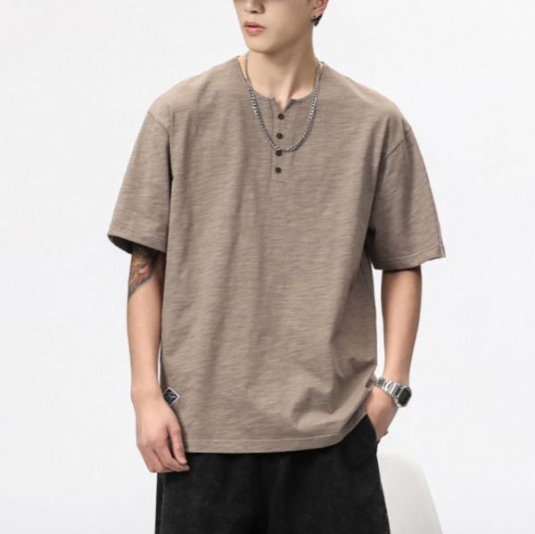 雲化排釦休閒短袖 - 4配色（限時特賣 - 5折） 幕峰MuFeng,男裝特賣,5折優惠,快閃活動,限時出清,網路購物,男裝品牌,超值優惠,時尚穿搭,2025特賣