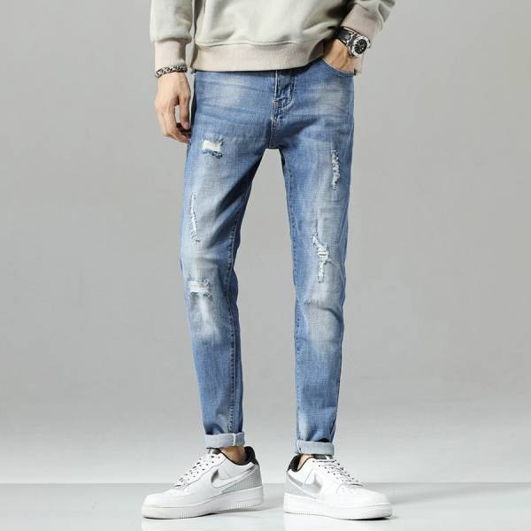 藍空彈力修身牛仔長褲 - 1配色（限時特賣 - 5折） 幕峰MuFeng,男裝特賣,5折優惠,快閃活動,限時出清,網路購物,男裝品牌,超值優惠,時尚穿搭,2025特賣