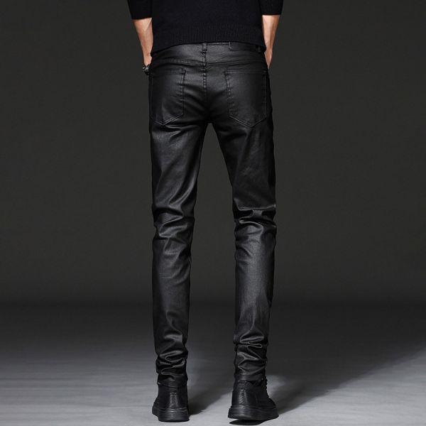 曜痕彈力修身亮面牛仔長褲 - 1配色（限時特賣 - 5折） 幕峰MuFeng,男裝特賣,5折優惠,快閃活動,限時出清,網路購物,男裝品牌,超值優惠,時尚穿搭,2026特賣