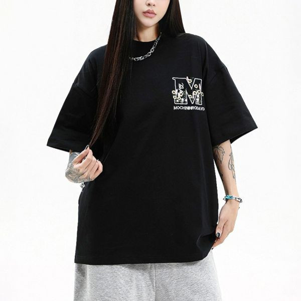 雛菊潮流刺繡短袖 - 3配色（限時特賣 - 5折） 幕峰MuFeng,男裝特賣,5折優惠,快閃活動,限時出清,網路購物,男裝品牌,超值優惠,時尚穿搭,2025特賣