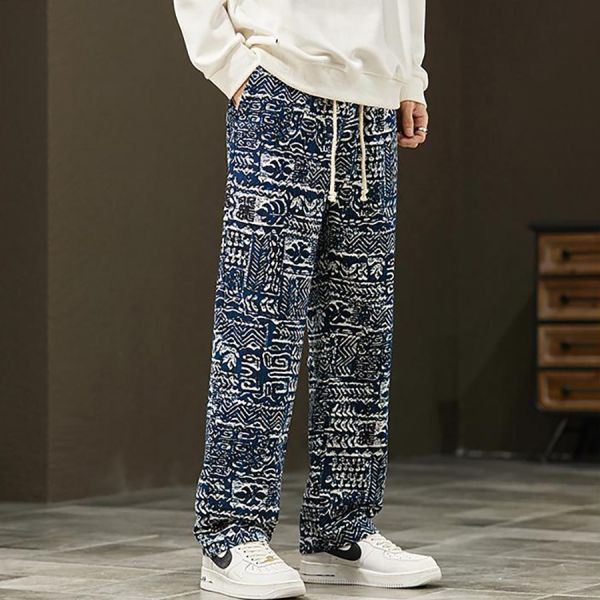 青花復古休閒長褲 - 1配色（限時特賣 - 5折） 幕峰MuFeng,男裝特賣,5折優惠,快閃活動,限時出清,網路購物,男裝品牌,超值優惠,時尚穿搭,2025特賣