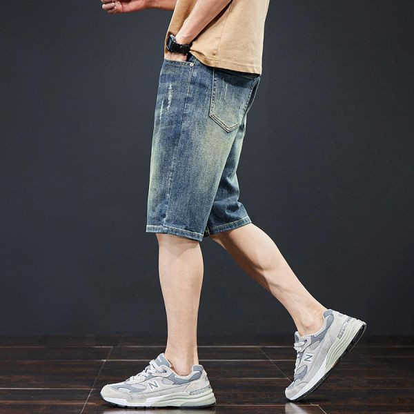 徜徉直筒五分牛仔短褲 - 2配色（限時特賣 - 5折） 幕峰MuFeng,男裝特賣,5折優惠,快閃活動,限時出清,網路購物,男裝品牌,超值優惠,時尚穿搭,2025特賣