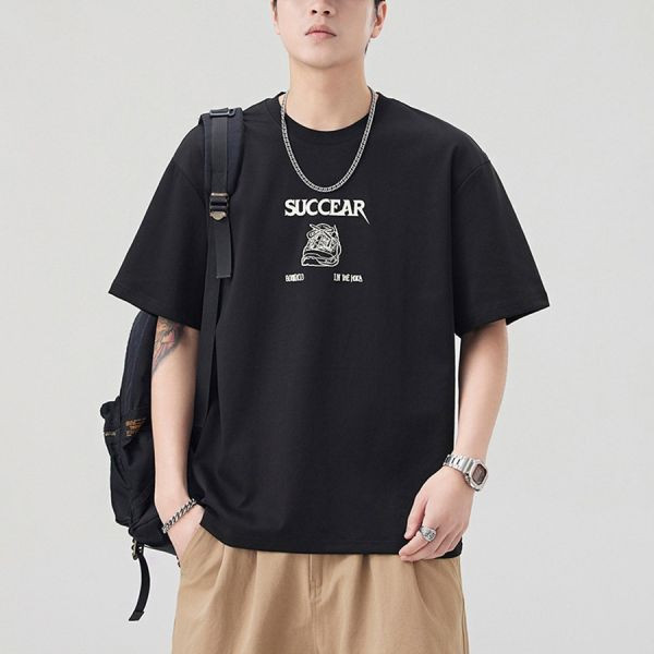 魂動重磅潮流立體印花短袖 - 2配色（限時特賣 - 5折） 幕峰MuFeng,男裝特賣,5折優惠,快閃活動,限時出清,網路購物,男裝品牌,超值優惠,時尚穿搭,2025特賣