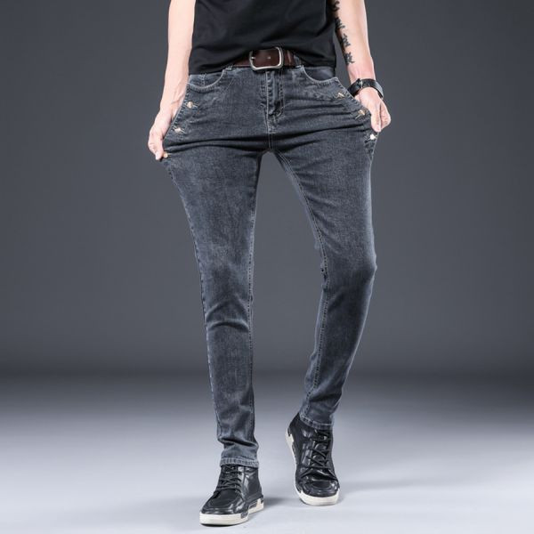 鉚釘彈力修身牛仔長褲 - 1配色（限時特賣 - 5折） 幕峰MuFeng,男裝特賣,5折優惠,快閃活動,限時出清,網路購物,男裝品牌,超值優惠,時尚穿搭,2025特賣