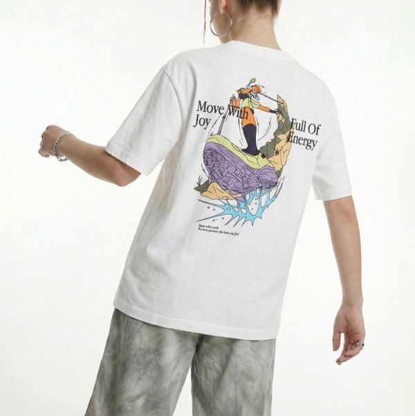 風岸潮流膠印仿繡印花短袖 - 1配色 幕峰MuFeng,印花短袖,T恤男,膠印仿繡T恤,美式休閒上衣,潮流短袖,寬鬆T恤,夏季男裝,街頭穿搭,男士上衣