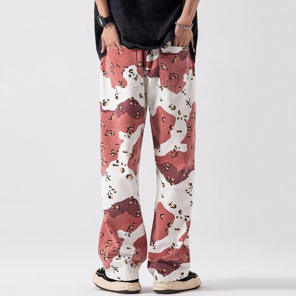 粉焰迷彩裝牛仔長褲 - 1配色 （限時特賣 - 5折） 幕峰MuFeng,男裝特賣,5折優惠,快閃活動,限時出清,網路購物,男裝品牌,超值優惠,時尚穿搭,2025特賣