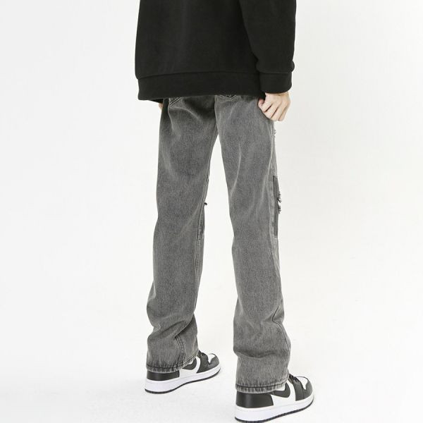 潮派寬鬆洞直筒牛仔長褲 - 1配色（限時特賣 - 5折） 幕峰MuFeng,男裝特賣,5折優惠,快閃活動,限時出清,網路購物,男裝品牌,超值優惠,時尚穿搭,2025特賣