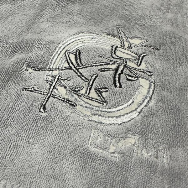 幕峰刺繡LOGO運動毛巾（贈品） 幕峰MuFeng,幕峰滿額贈,品牌刺繡毛巾,運動毛巾推薦,吸水毛巾,柔軟親膚毛巾,男裝購物優惠,網路服飾優惠,服飾滿額贈品,限量贈品活動