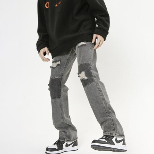 潮派寬鬆洞直筒牛仔長褲 - 1配色（限時特賣 - 5折） 幕峰MuFeng,男裝特賣,5折優惠,快閃活動,限時出清,網路購物,男裝品牌,超值優惠,時尚穿搭,2025特賣