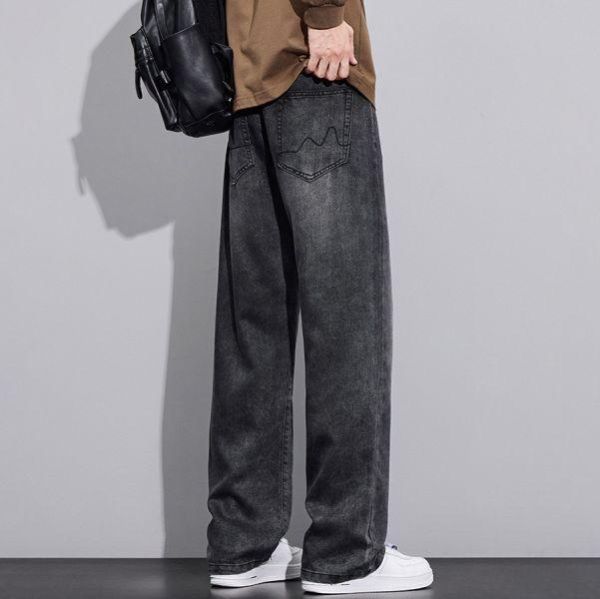 本著寬鬆直筒休閒牛仔長褲 - 3配色（限時特賣 - 5折） 幕峰MuFeng,男裝特賣,5折優惠,快閃活動,限時出清,網路購物,男裝品牌,超值優惠,時尚穿搭,2026特賣