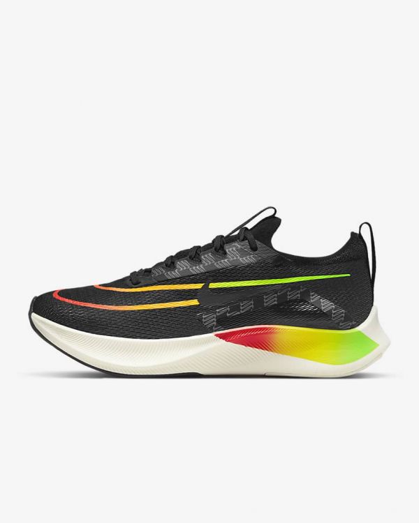 Nike Zoom Fly 4 