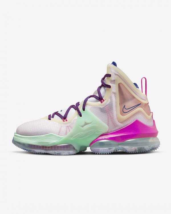 LeBron 19 