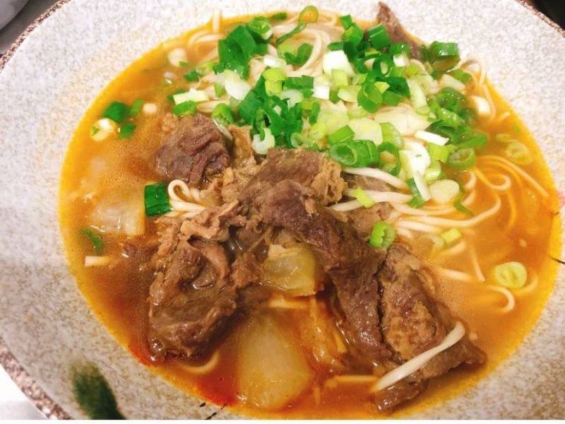 紅龍牛肉湯 