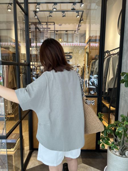 Ap409.最愛設計檔口剪裁上衣 