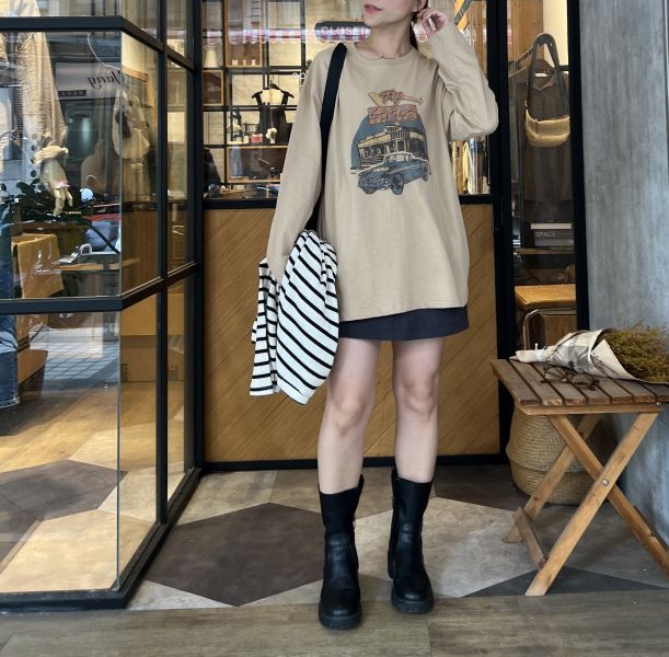 Nv102.質感復古跑車t 