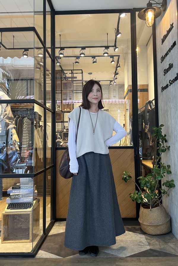 Nn107.輕盈毛料棉裙 