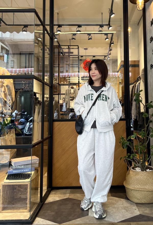 Ma312.薄款休閒帽外套裝 