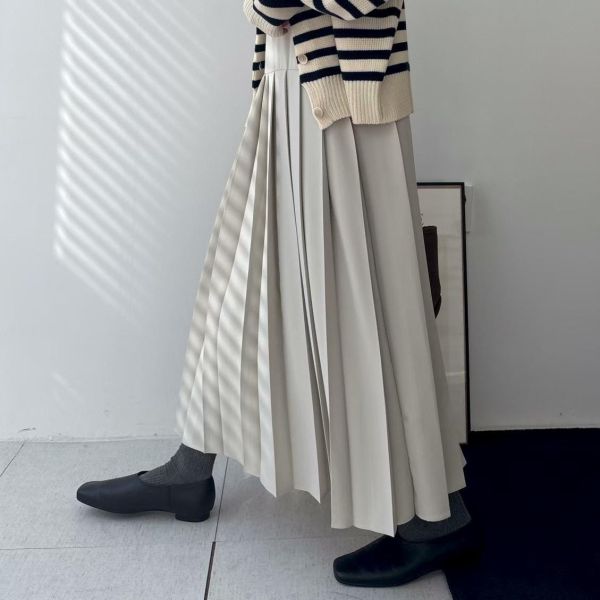 Ma319.西料百褶吊帶裙 