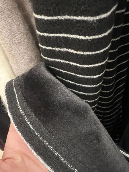 Dm121.跌破眼鏡的顯瘦條紋舒服褲 