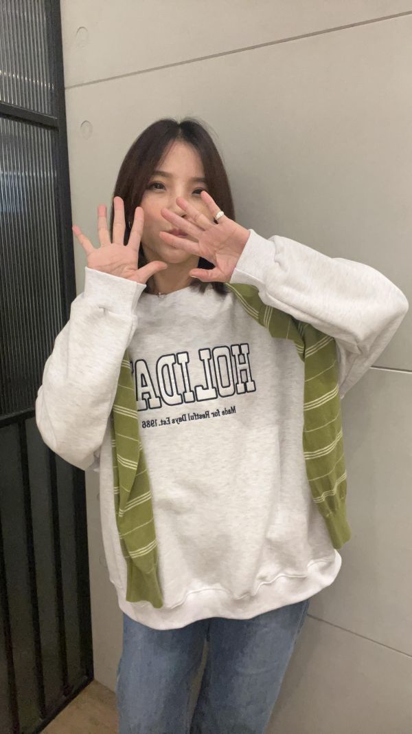 spt101.最新春款假期大學t（預購年後到貨） 