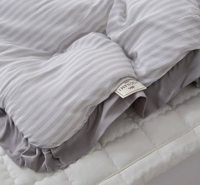 Kg92 清新感線條四季厚被/灰 