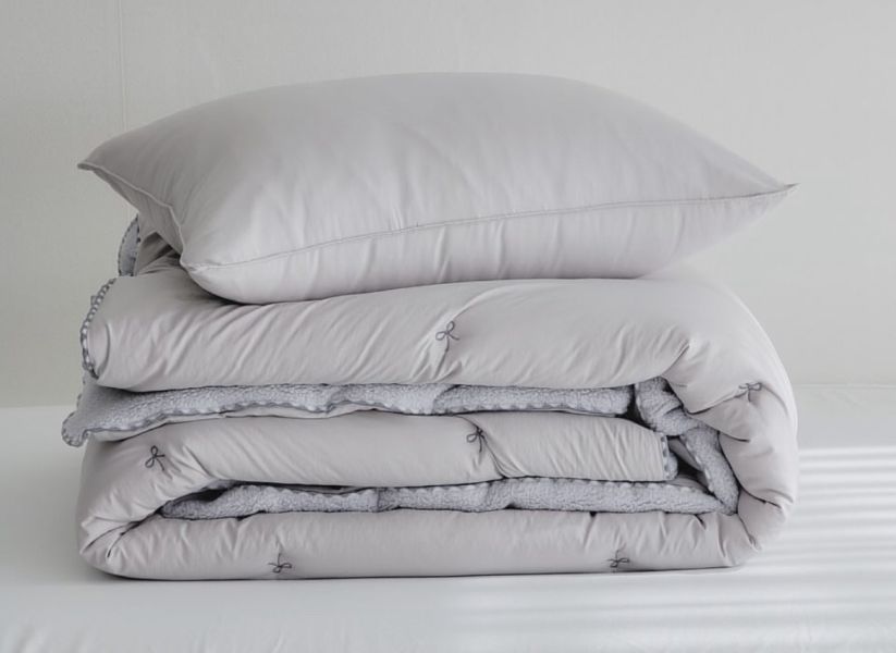 Kg22簡約蝴蝶結刺繡短絨冬被/灰 