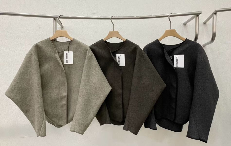 Nn124.超愛的設計師檔口厲害剪裁毛呢外 