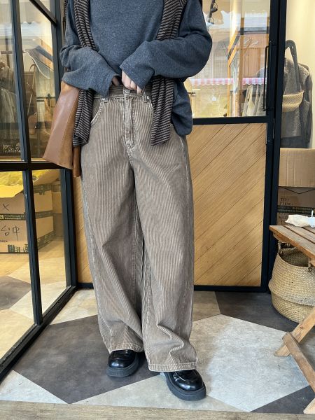 Nv124.超好看水洗色燈芯坑紋寬褲 