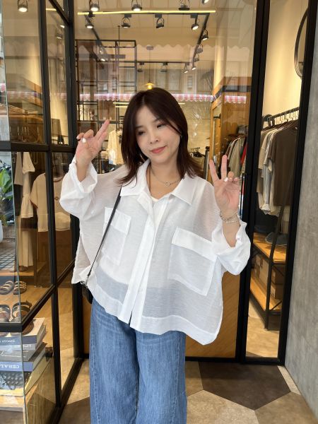 Js26.超美微透感剪裁外套 