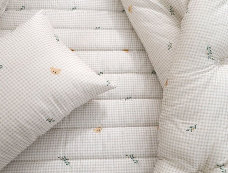 Kg26清新格紋小熊四季厚被/米色 
