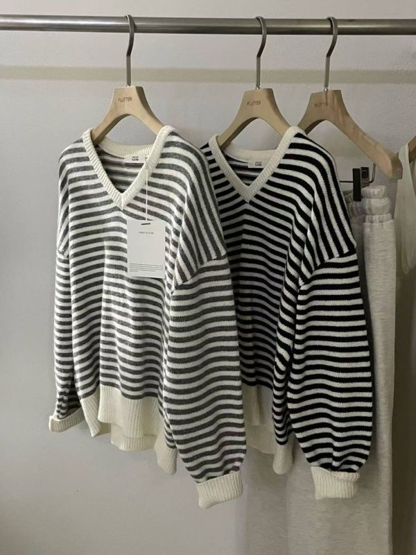 Dc105.v領條紋羊毛衫 